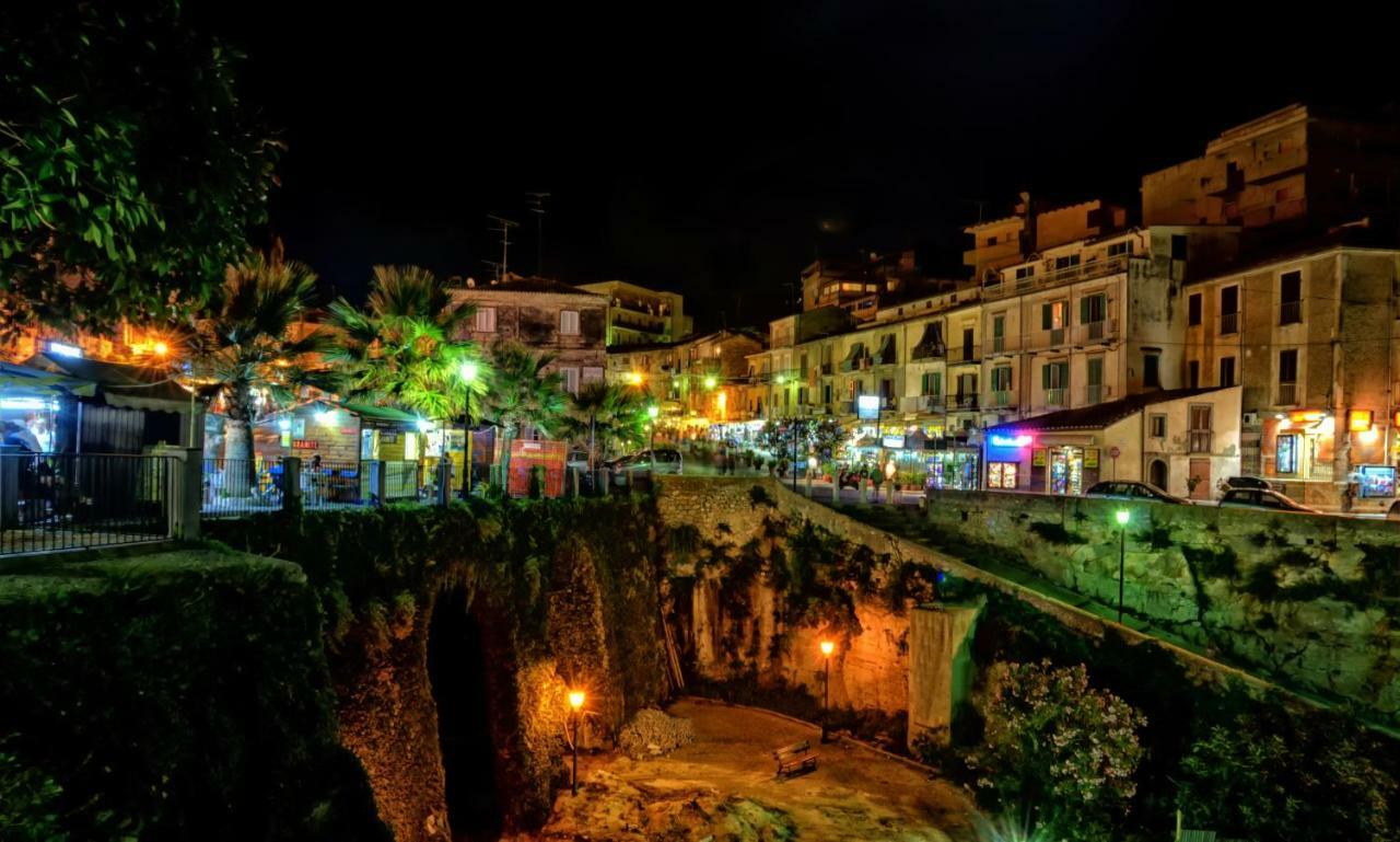 Hotel La Torre Del Mulino Tropea Exterior foto